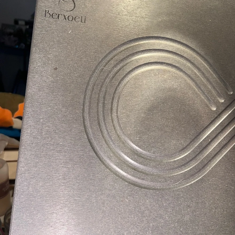 Infinity Design stone Silver Bath Mat. Highly porous, no more soggy cloth mats